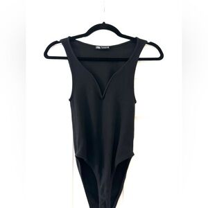 Zara low v bodysuit - Small